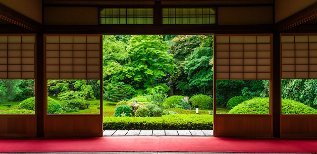 Essence of Japanese Garden Aesthetics