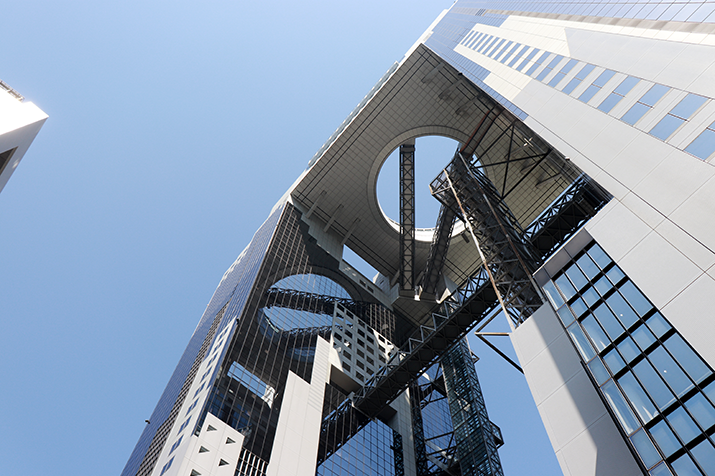 1-day Osaka Highlights Tour: Skyscraper, Shopaholic and Foodie Heaven, and Castle