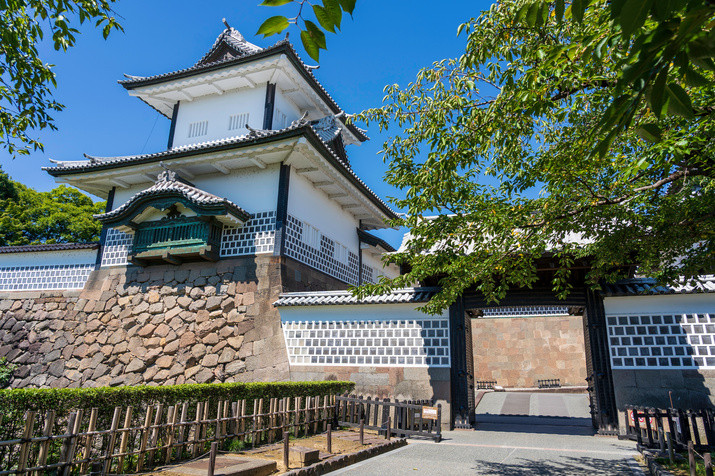 Morning Kanazawa Tour: Samurai Residence, Castle and Garden
